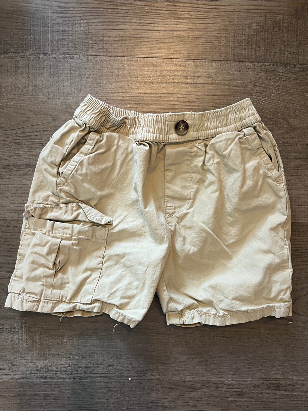 Zara Neutral Beige Elastic-Waist Cargo Shorts